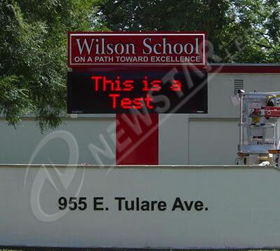 P12.5 Aluminum Outdoor Transparent LED Screen Curtain LED advertising display